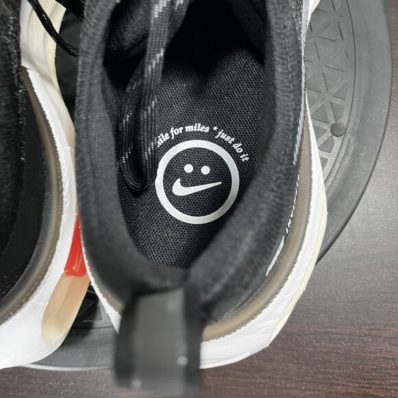 Nike ZoomX Invincible Run 3 Womens Size 8 Black White Lace Up Running Shoes - Picture 6 of 10